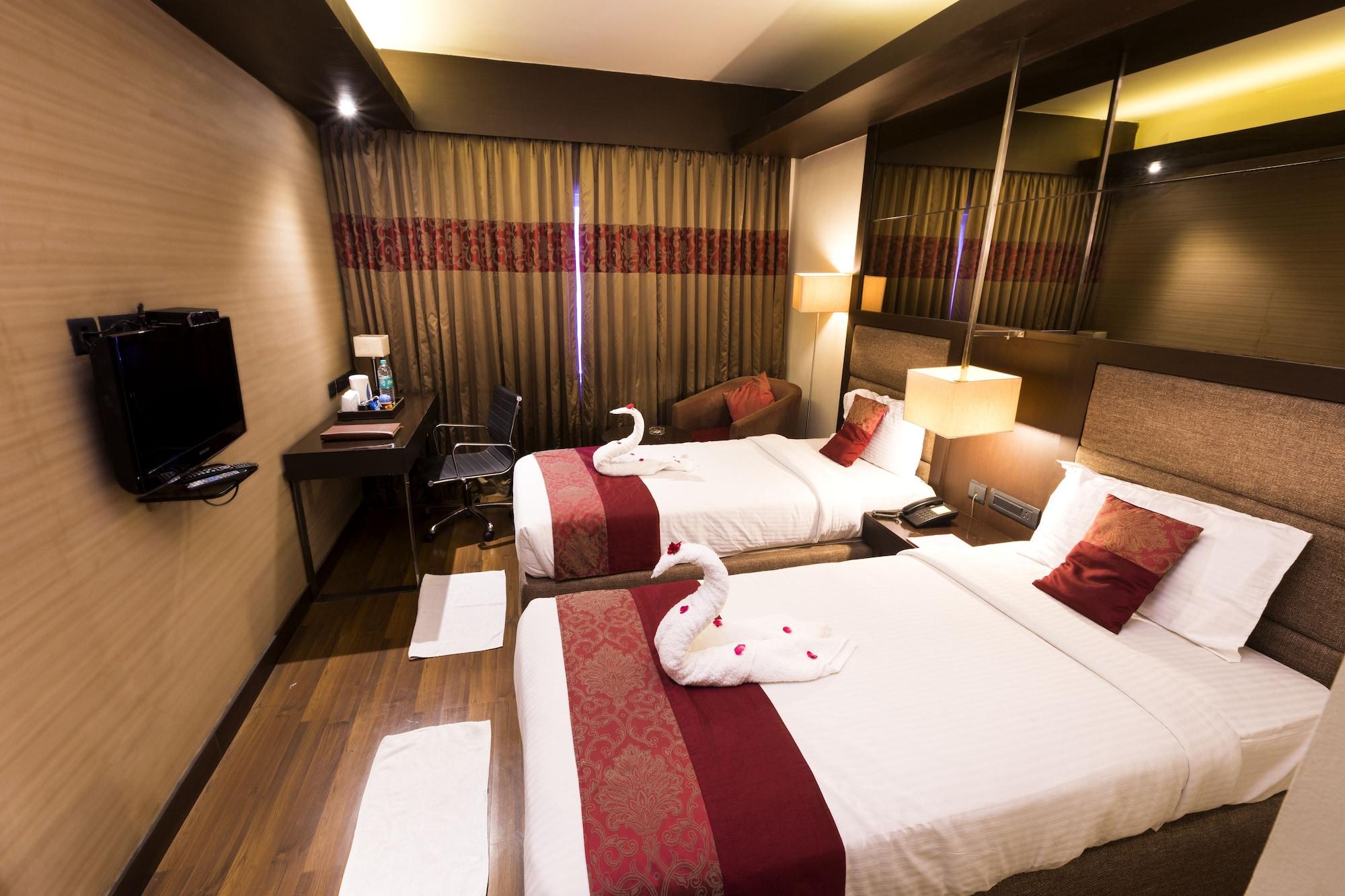Hotel Grand Residence Ченай Екстериор снимка