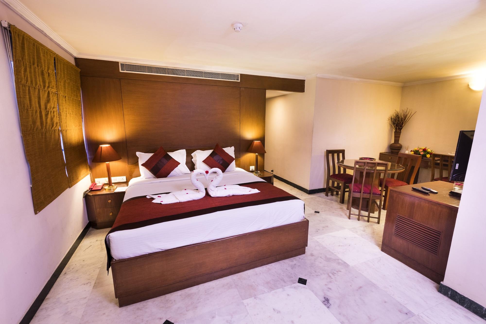 Hotel Grand Residence Ченай Екстериор снимка