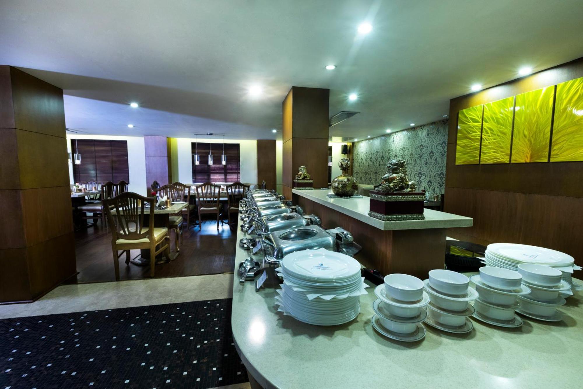 Hotel Grand Residence Ченай Екстериор снимка