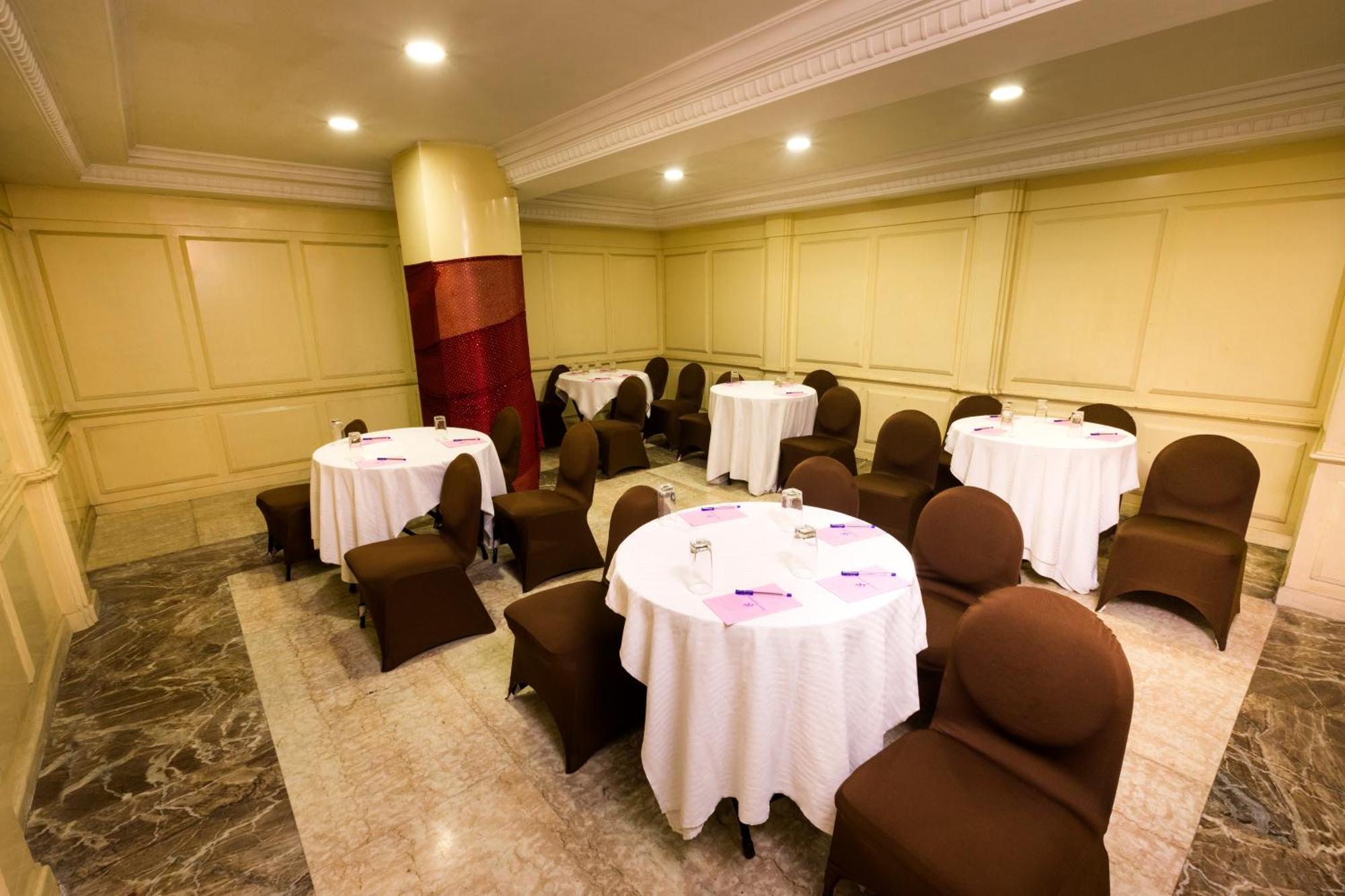 Hotel Grand Residence Ченай Екстериор снимка